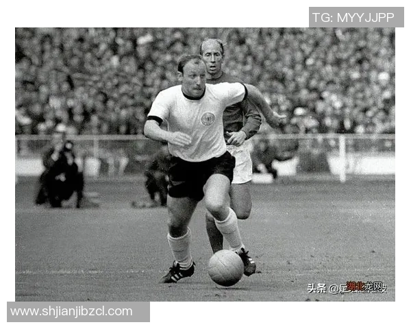 足球历史十大反手球星盘点及其经典瞬间回顾